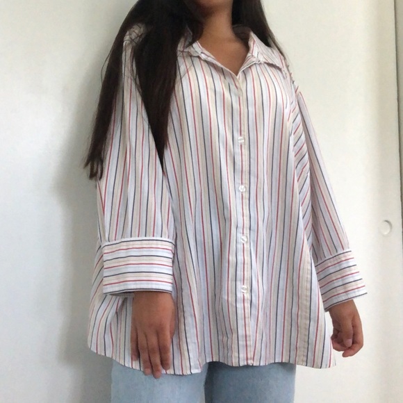 Oversized Multicolored Striped Button Up Top🔺 - Picture 4 of 7